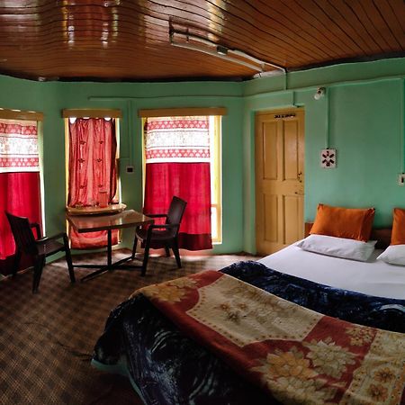 New Relax Inn, Pahalgam, 2 Km From Lidder Valley Esterno foto