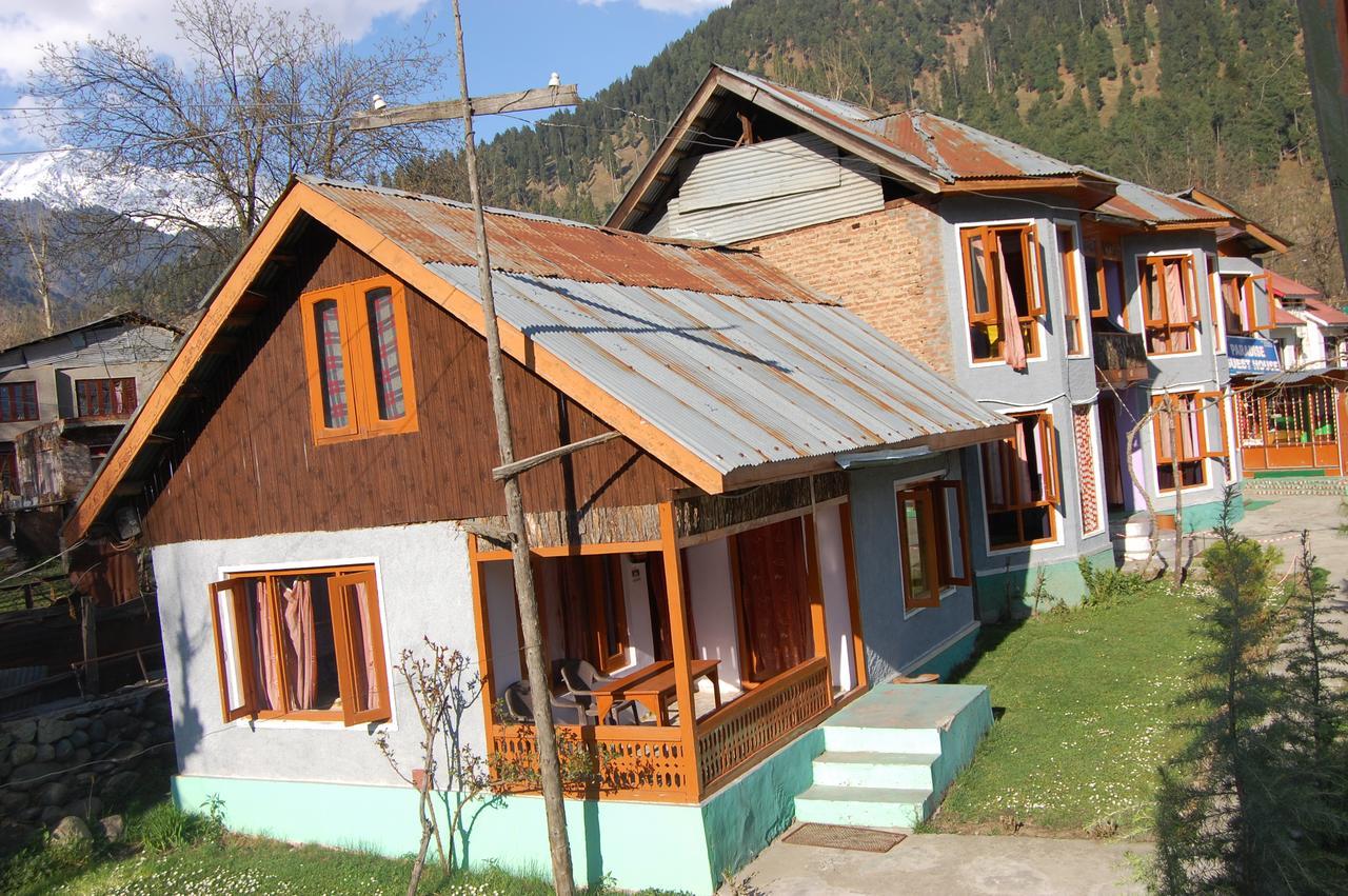 New Relax Inn, Pahalgam, 2 Km From Lidder Valley Esterno foto