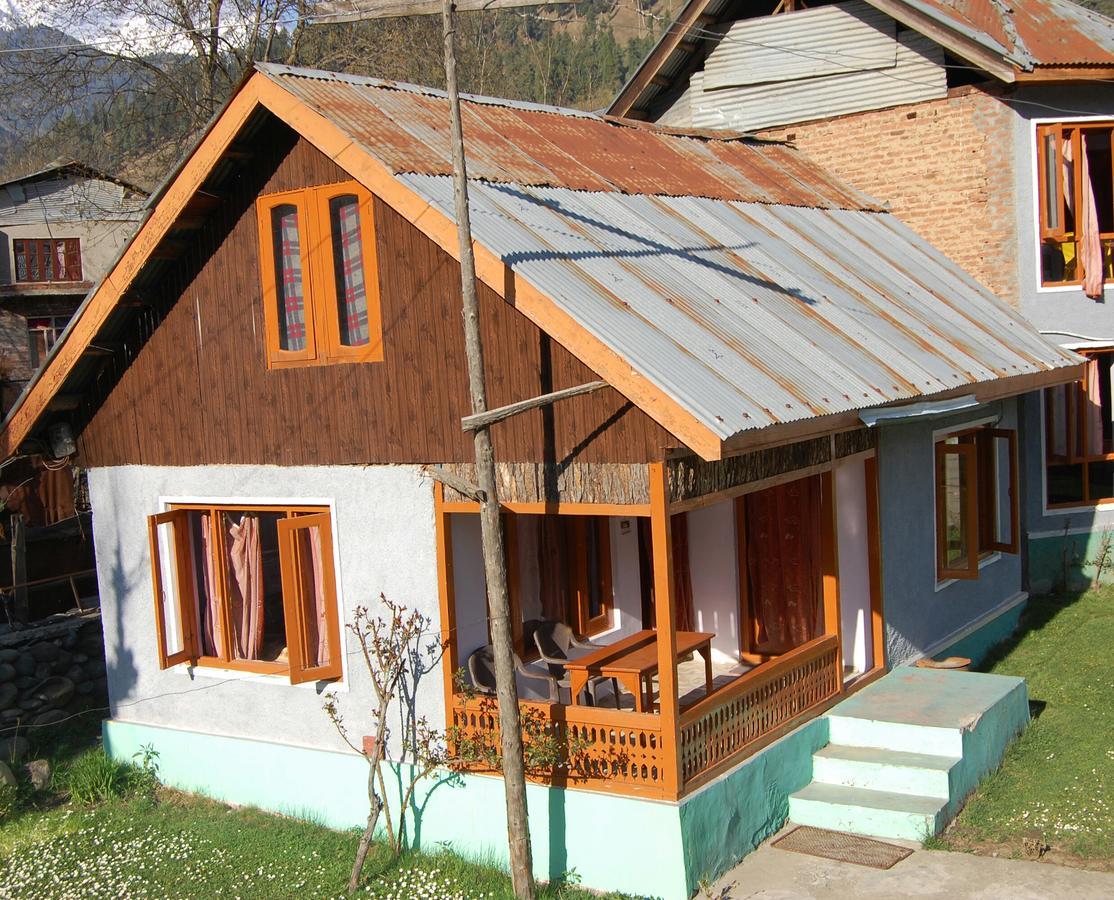 New Relax Inn, Pahalgam, 2 Km From Lidder Valley Esterno foto