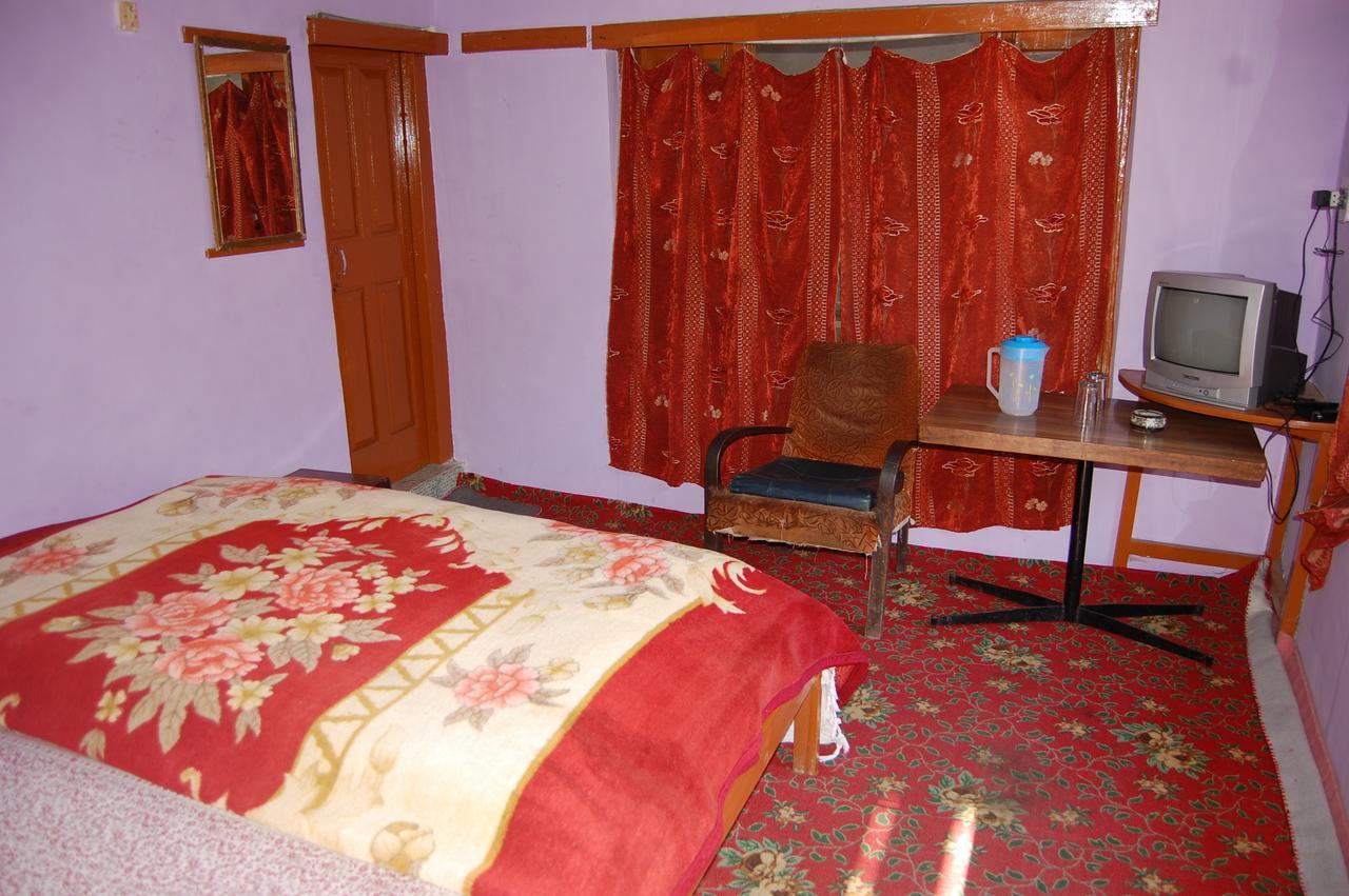 New Relax Inn, Pahalgam, 2 Km From Lidder Valley Esterno foto